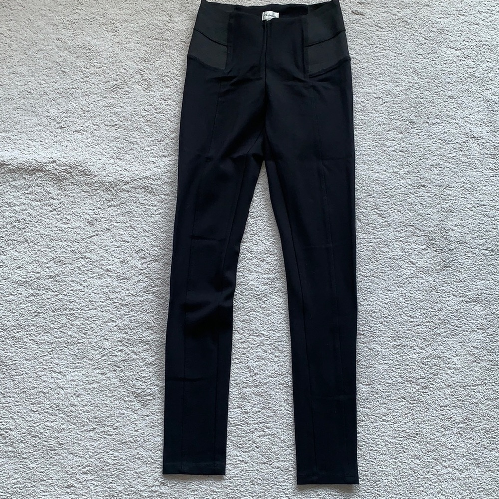 Dynamite Legging